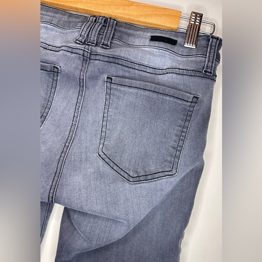 Kut from the Kloth Denim Skinny Jeans, Size 4 - Picture 4 of 10